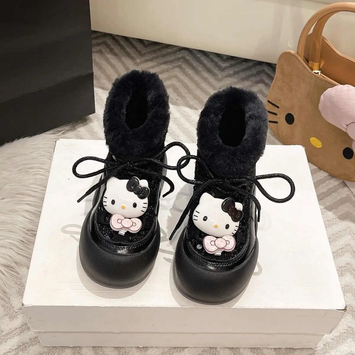 

Sanrio Hello Kitty Princess Girls Boots Warm Fur Winter Shoes Student Convenient Slip On Snow Boots New Bling Kids Cotton Shoes