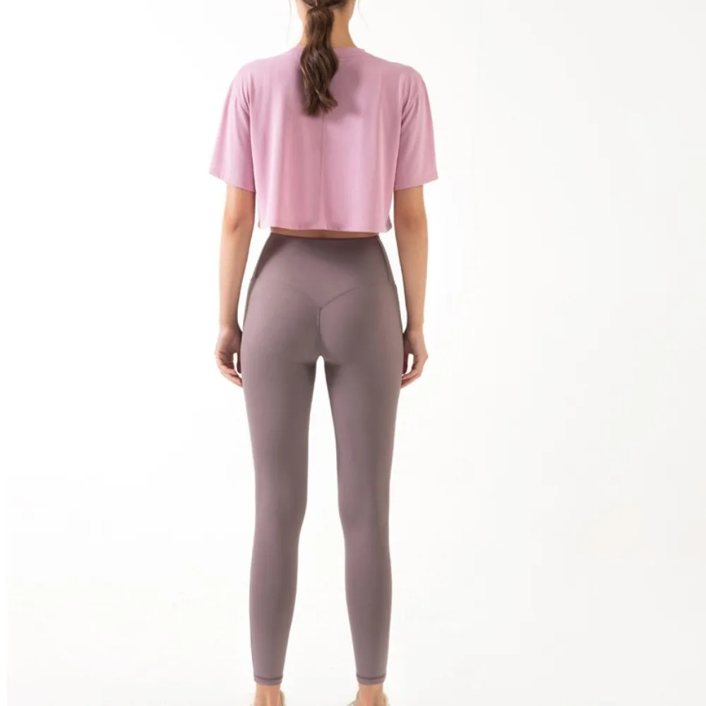 Loose Fit Yoga Sports Tops T-shirts Short-Sleeved Exercise Crop Top Lightweight Breathable Fitness Clothes Female/Women