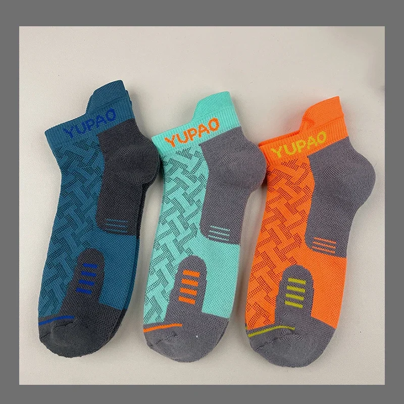 3 أزواج من الجوارب القصيرة الرياضية الاحترافية الجديدة للرجال، منشفة سميكة سريعة الجفاف، جوارب كاحل للجري واللياقة البدنية للرجال هدية للرجال