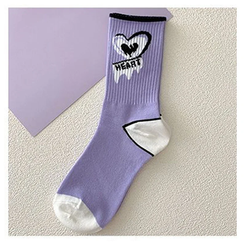 Calcetines largos con patrón de corazón Morado para mujer, medias casuales suaves y cómodas, de alta estética, 1 par