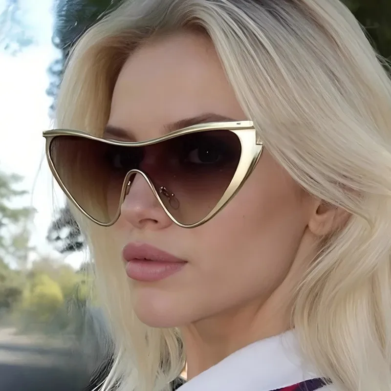 Rimless Y2K Style Sunglasses Rectangle Fashion Popular Women Men Shades Square Sun Glasses for Female Male Oculos Metal Frame view 3
