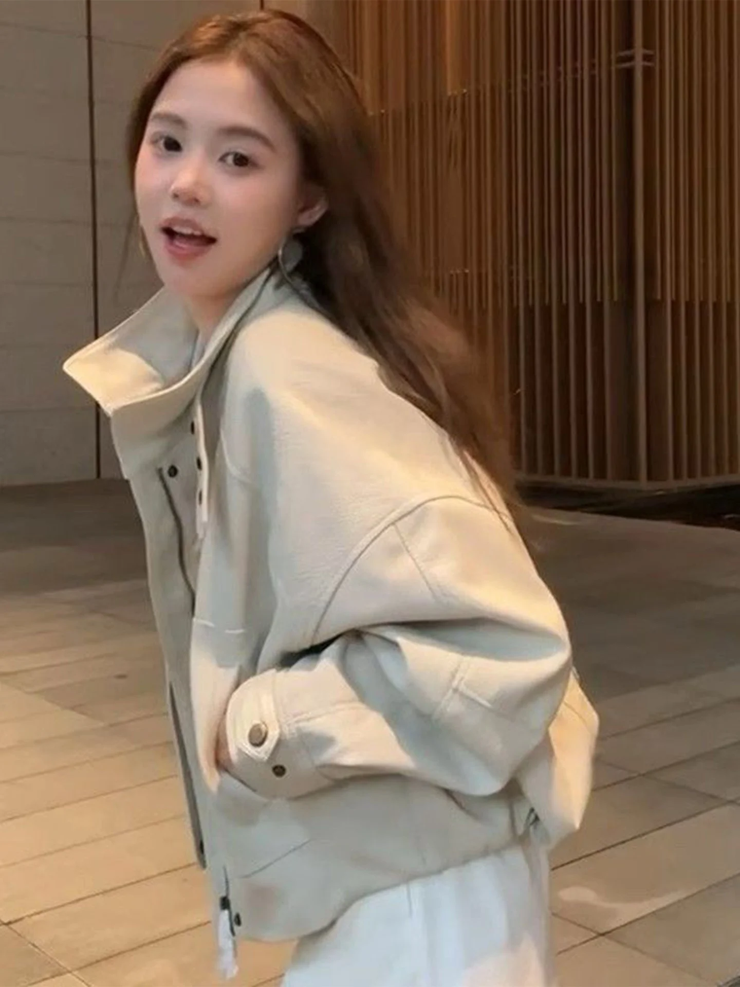 Damen-Lederjacke im Biker-Stil für Frühling und Herbst, Modische Hochgeschnittene Slim-Fit-Jacke mit Reißverschluss, Farbige Casual-Oberteil