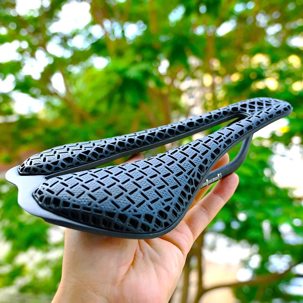 

GOLDIX T68 3D Printing Road bike Saddle Ultralight Carbon Fiber Base Plate and Track TPU Printing Obverse / EVA Leather Options