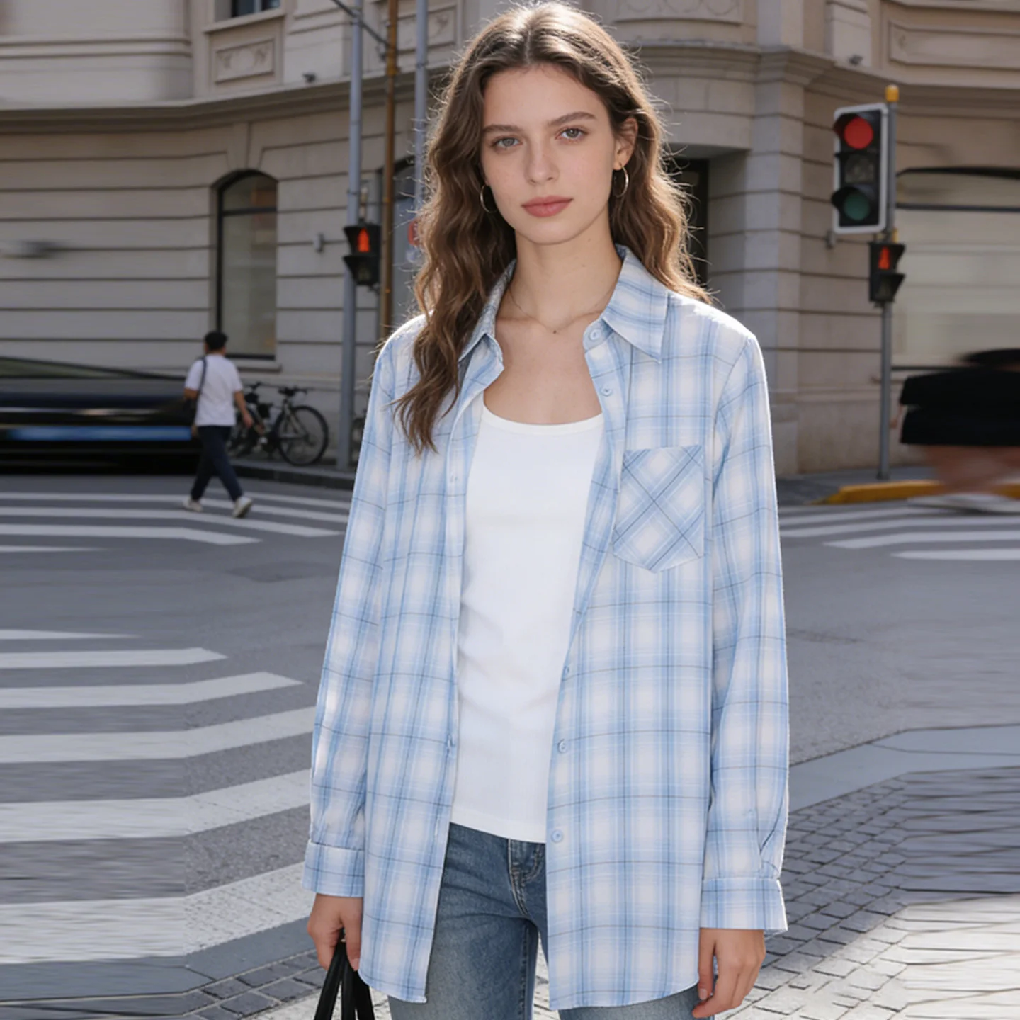 Camisa a cuadros azul para mujer, abrigo fino de verano, estilo holgado y relajado, camisa de protección solar, camisa de manga larga, top de algodón y lino