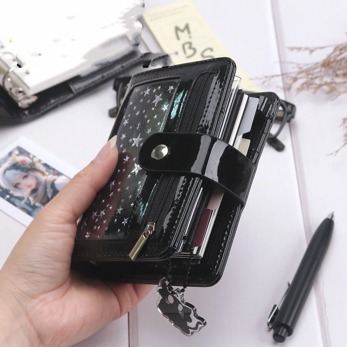 caderno-retro-preto-m5-com-40-folhas-internas-e-capa-de-pu-caderno-de-folhas-soltas