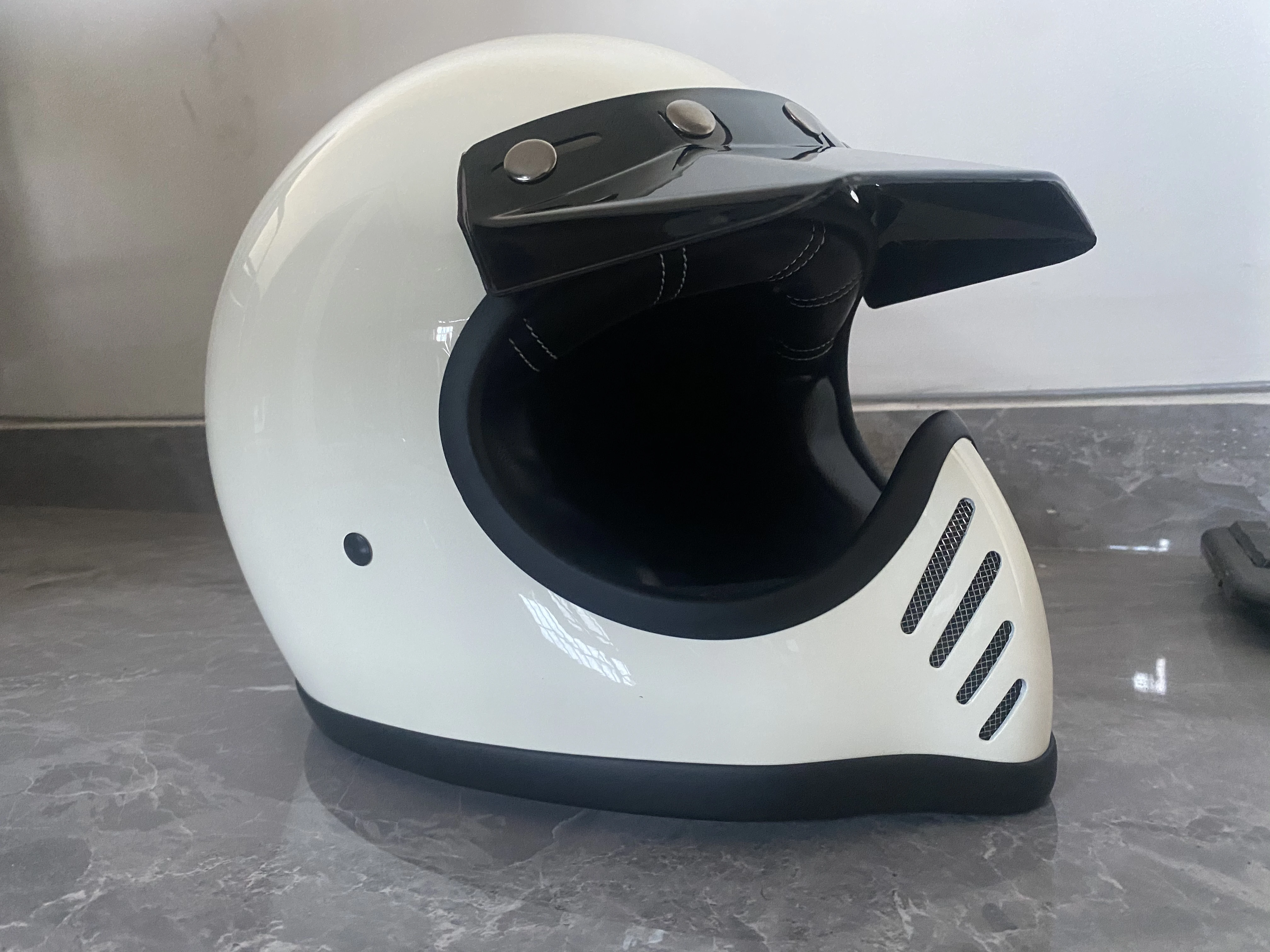 Open Face Motorcycle Helmet Vintage 3/4 Pu Leather Jet Casque Fiberglasss Fashion Safety Motorbike Helmet Cafe Racer Helmet Dot