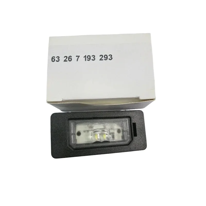 

63267193293 Genuine Rear License Plate Lamp Tailgate Lamp for BMW E90 E93 F30 F35 X1 E84 318 320 328 China Brand New
