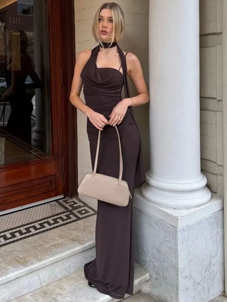 Chaxiaoa Halter Off-shoulder Sexy Maxi Dress for Women Coffee Strapless Sleeveless Backless Bodycon Club Party Long Dresses