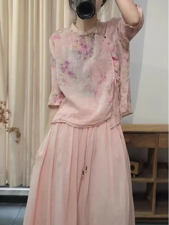 قميص كتان خفيف الوزن بأزرار وأكمام نصفية مطبوعة، بلوزة صيفية كاجوال للنساء ذوات المقاسات الكبيرة، بأسلوب فني للارتداء اليومي