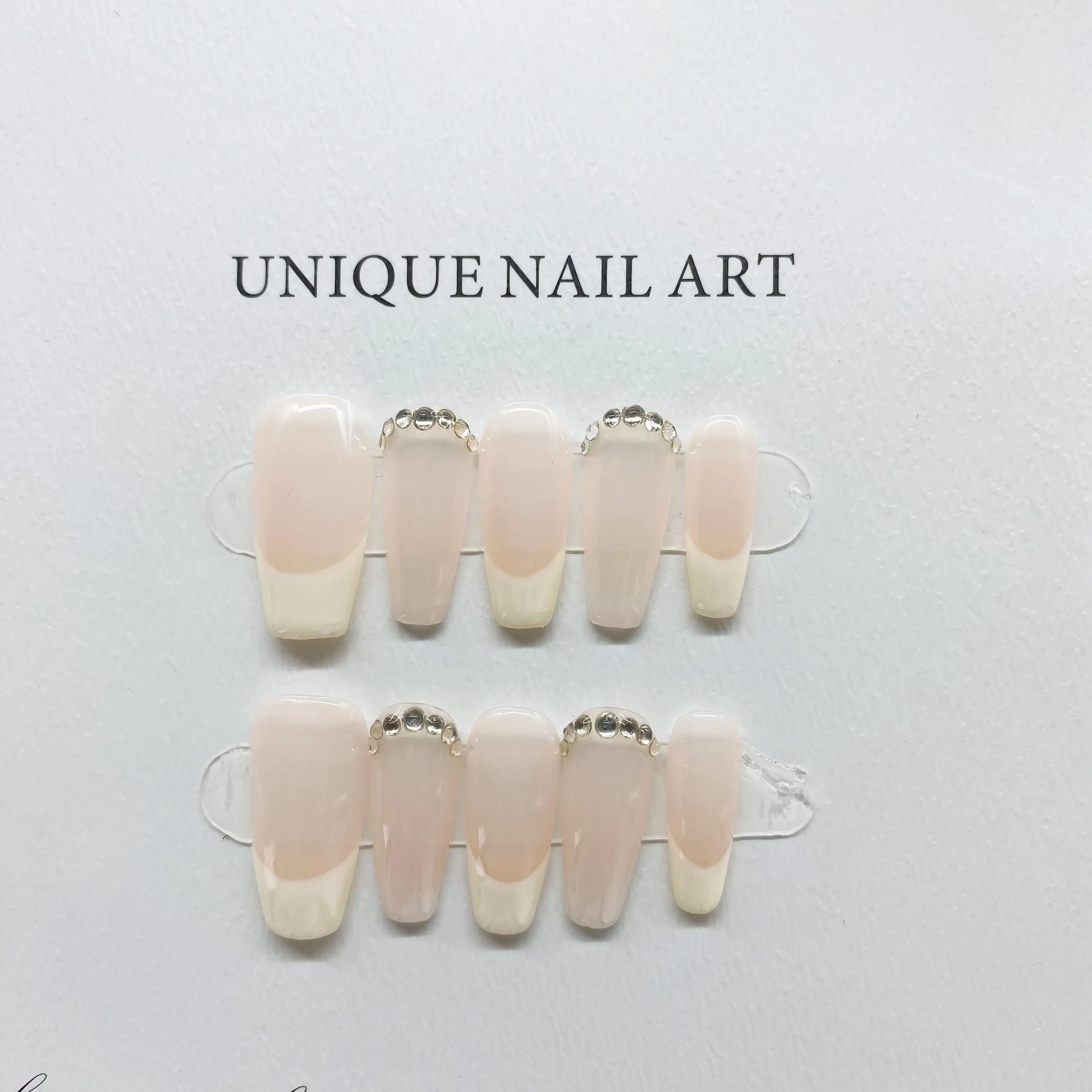 Light Luxury Temperament Series French Inlaid Rhinestone Gel Elegant Detachable Reusable High-Quality White Handmade Press Nails