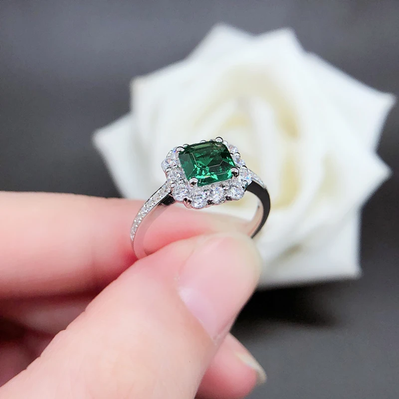 Charming 585 Gold Color Ring Vintage Green Stone Jewelry Elegant Rings For Women Luxury Rhinestone Wedding Engagement Anel Dd201