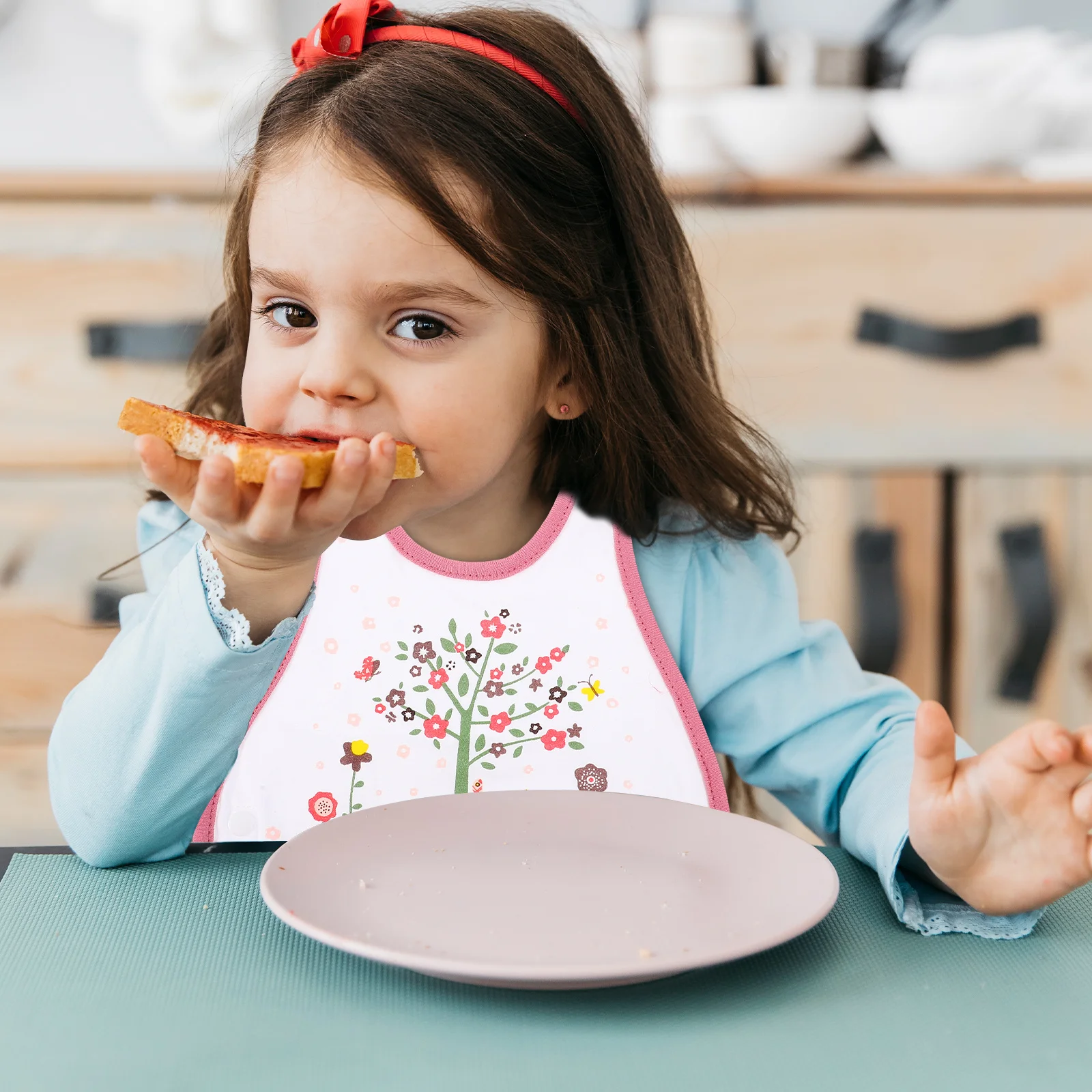 

2Pcs Infant Feeding Smock Cartoon Pattern Dirtproof Baby Bibs Reusable Washable Durable Kindergarten Supplies Assorted Color