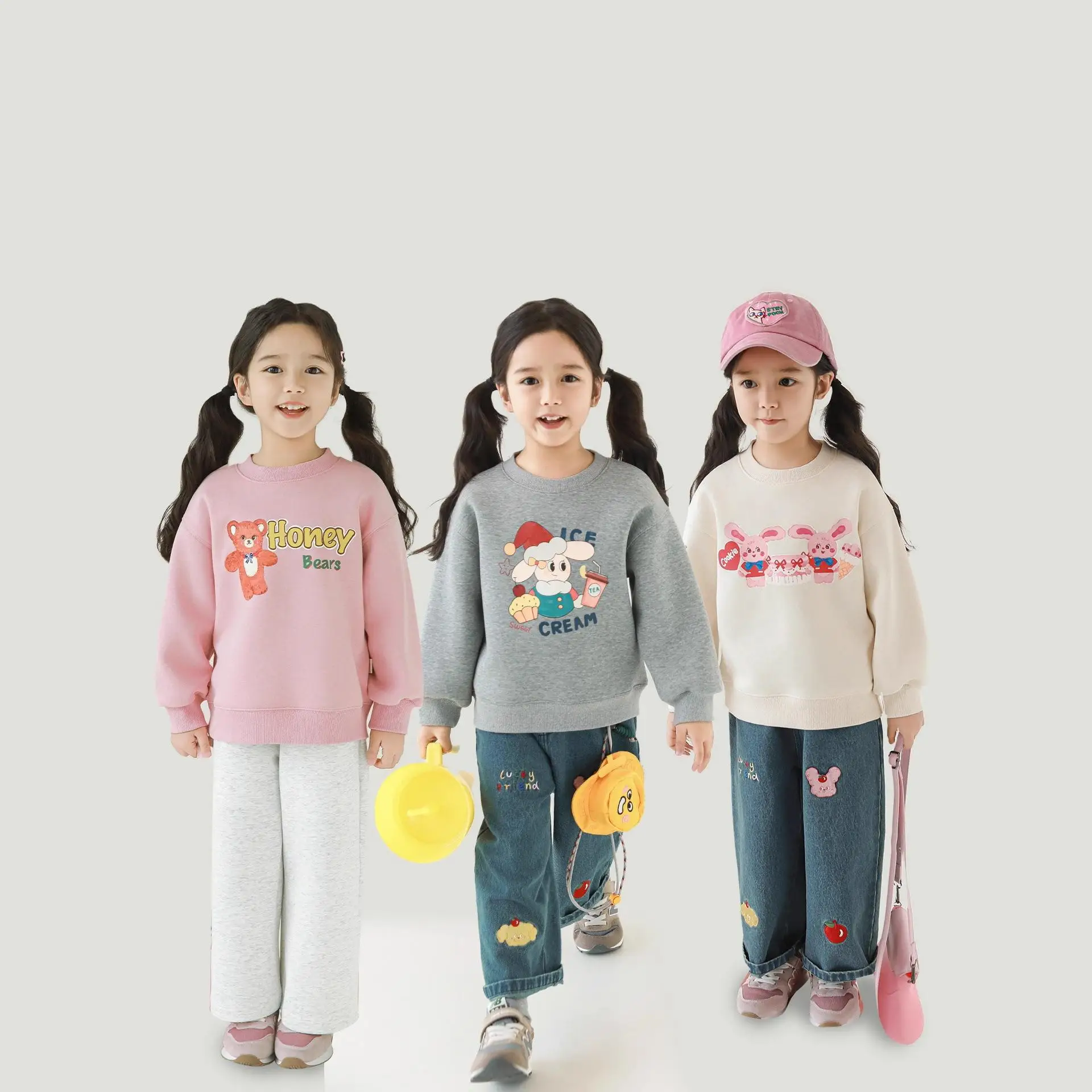 

2025 Winter New Cute Cartoon Print Children Fleece Sweatshirt Boys Girls Plus Velvet Thick Pullover Cotton Baby Casual Tops