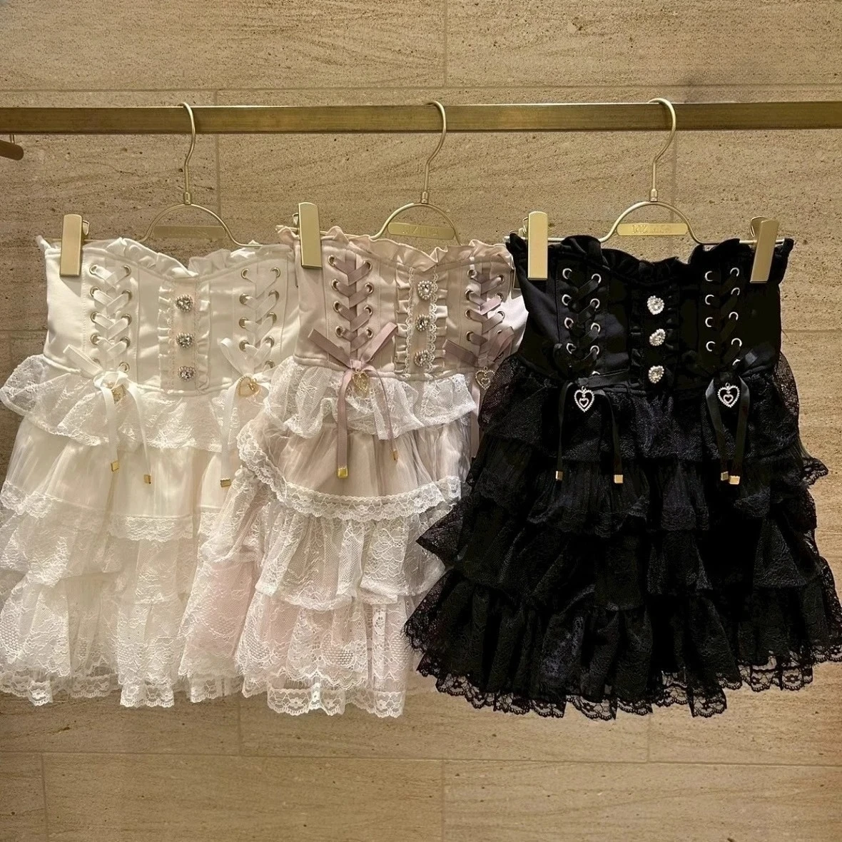 

Japanese Lolita Lace Layered Skirt Women Anime High Waist Maid Style Sweet Ruffle Cake Skirt Kawaii Harajuku A-Line Mini Skirt