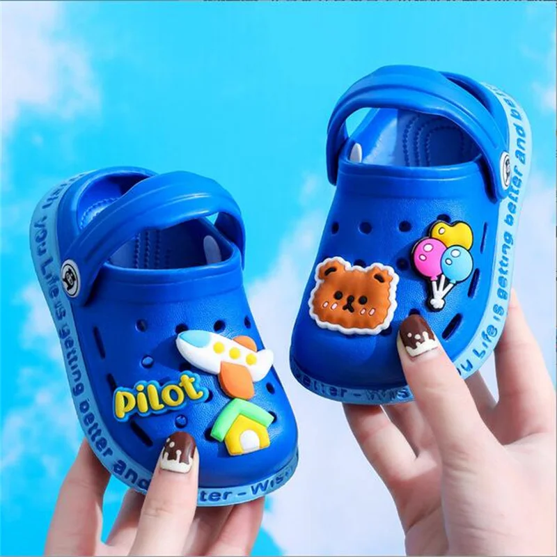 Sandals Summer 2024 For Girls Cute Bear Clogs for Children  Kids Mule Non Slip Beach Shoe Boy Child Sandal Hole Shoes