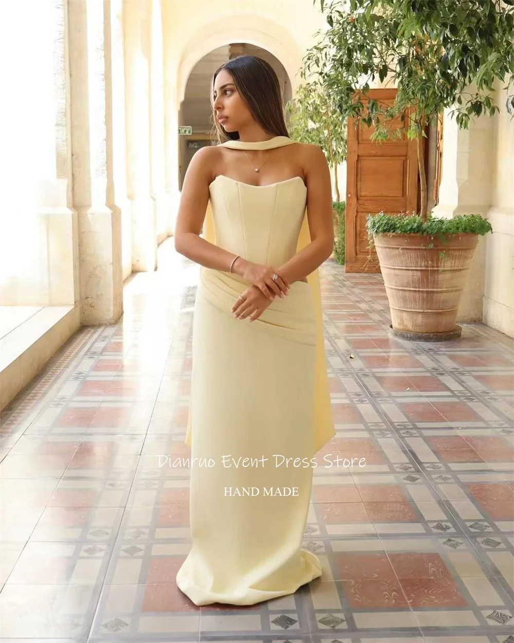 فساتين سهرة رسمية من Dianruo من الساتان الأصفر حورية البحر طويلة بدون حمالات رداء De Soirée بدون ظهر مطوي فيستدو دي فييستا مخصصة