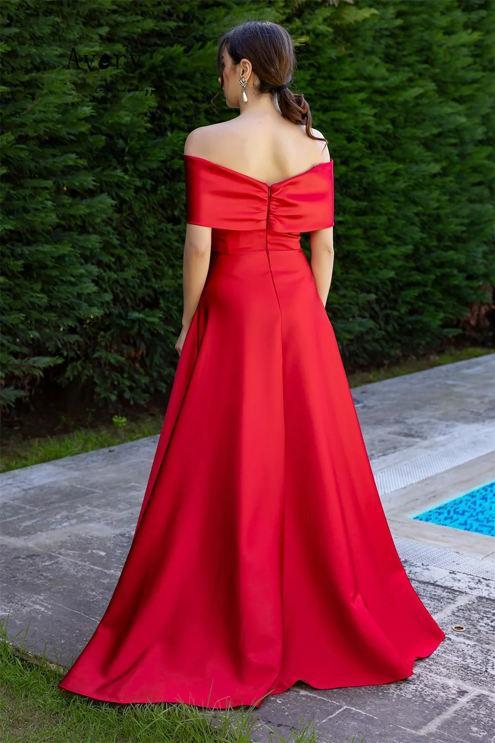 Avery personalizado rojo Rhinestone una línea fuera del hombro vestido de Gala vestidos de noche elegantes para mujer vestido de baile de lujo vestido de fiesta