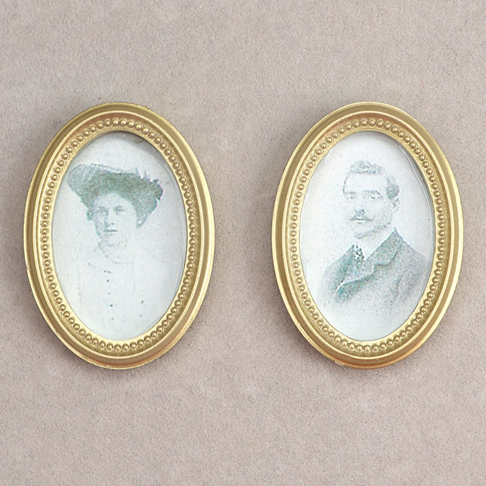 2Pcs 1/12 Dollhouse Miniature European Photo Frame Mini Wall Mounted Photo Toy for Doll House Decoration ob11 bjd