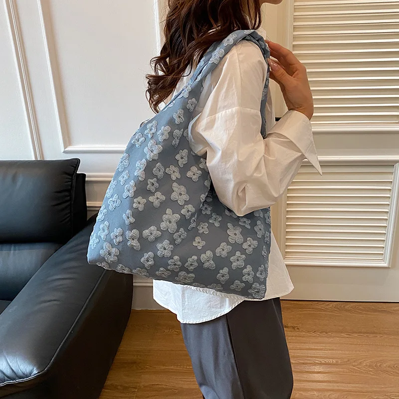 Women's Floral Tote Bag, Large Capacity 3D Flower Embossed Canvas Shoulder Bag, Casual Aesthetic Handbag