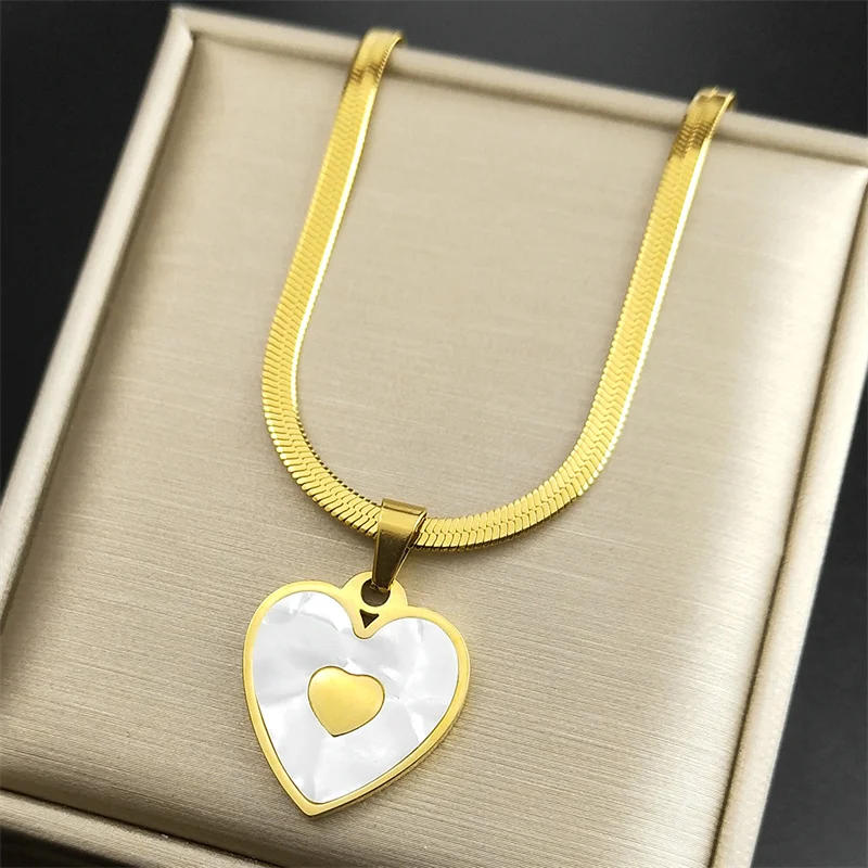 

Minimalist Shell Love Heart Pendant Elegant Stainless Steel Necklace for Women Gold Color Classic Couple Jewelry Party Gift