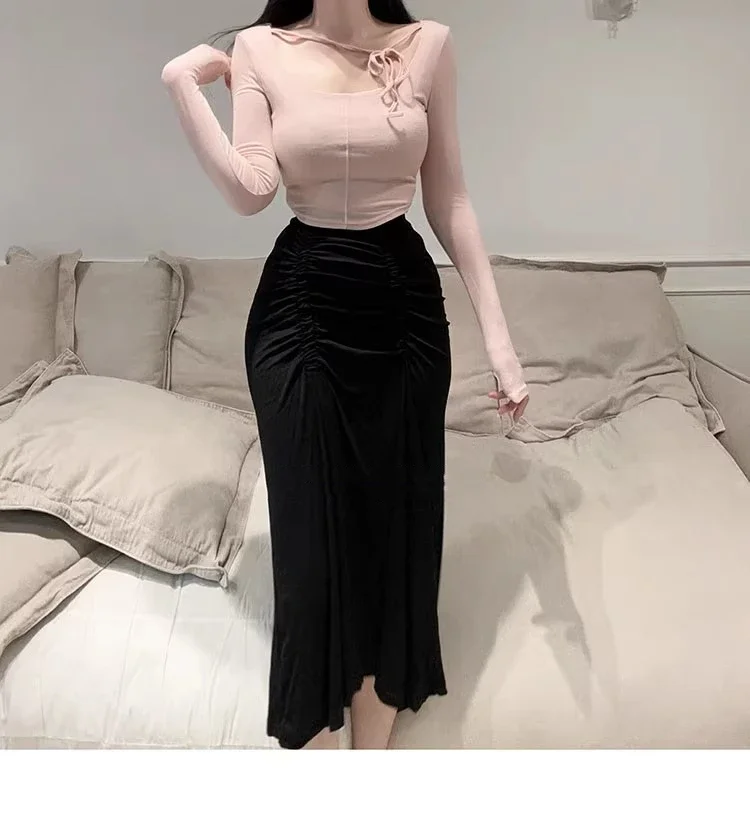Koreanisches Dongdaemun T-Shirt mit Krawattendetail, kurz geschnitten, langärmlig, Damen, Herbst 2026, schmal geschnitten, transparent, mit großem U-Ausschnitt, figurbetontes Crop-Top – Detail 10