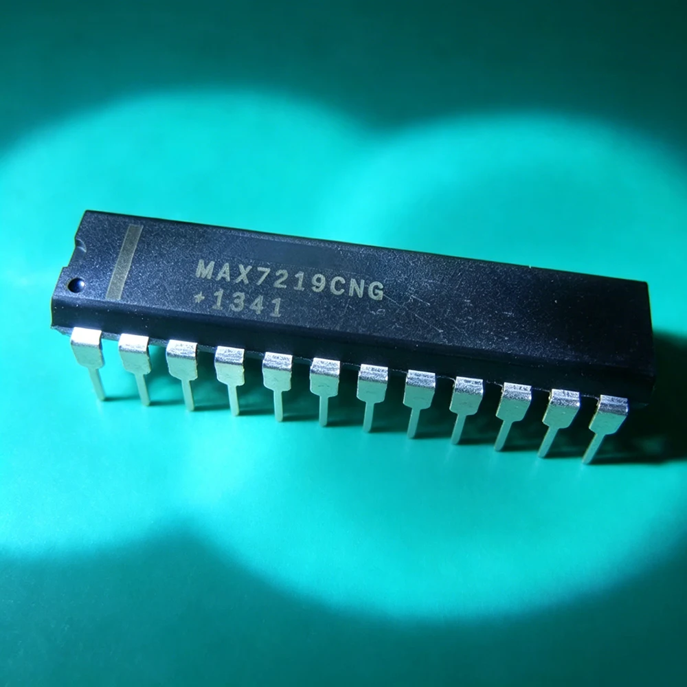 New 5PCS DIP24 MAX7219CNG MAX7221 DIP-24 MAX7221CNG MAX7219 DIP
