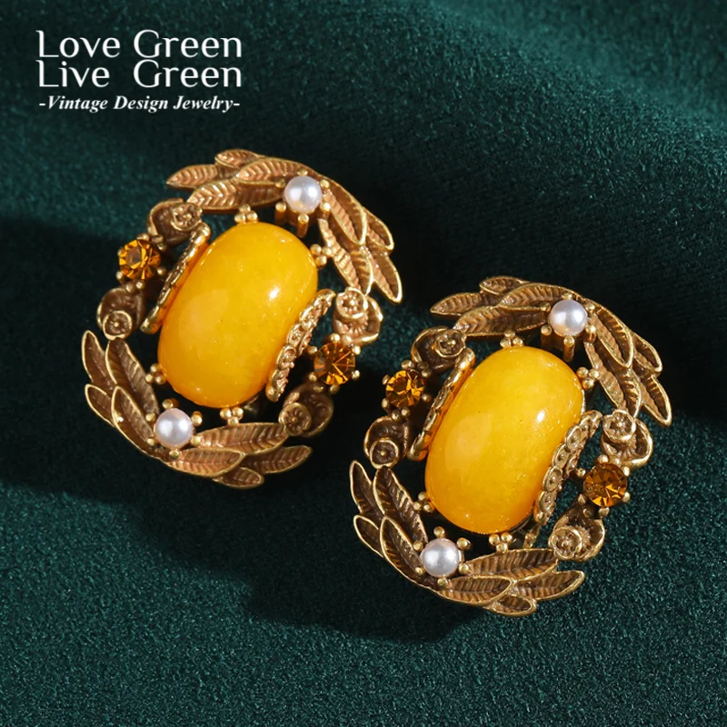 Vintage Beeswax Yellow Stud Earring For Woman Natural Stone Pearl Gold Color Leaf Rhinestone Luxury Quality Designer Accessories