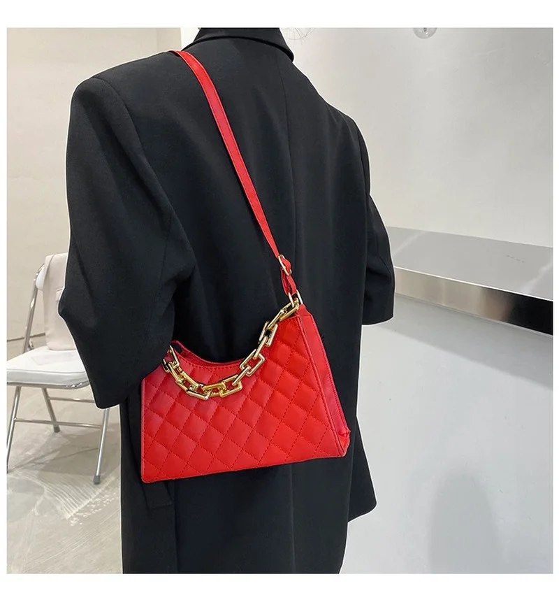 Fashion Shoulder Bags Check Pattern Handbags PU Leather Chain Shoulder Bag 2022 Shopping Bag Zipper Embossed Underarm Bag