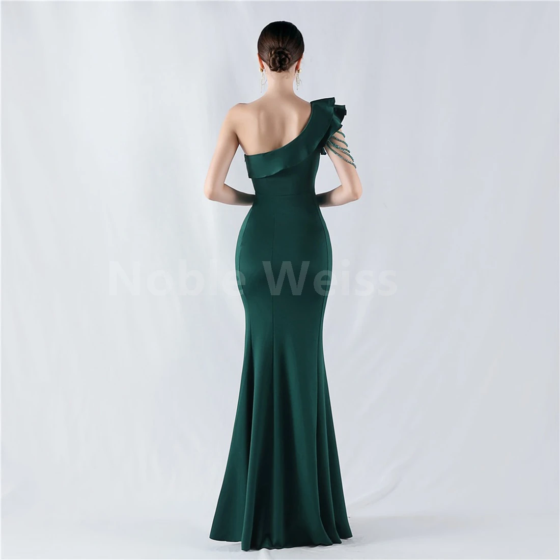 Stylish One-Shoulder Satin Prom Dress with Mermaid Skirt Customized