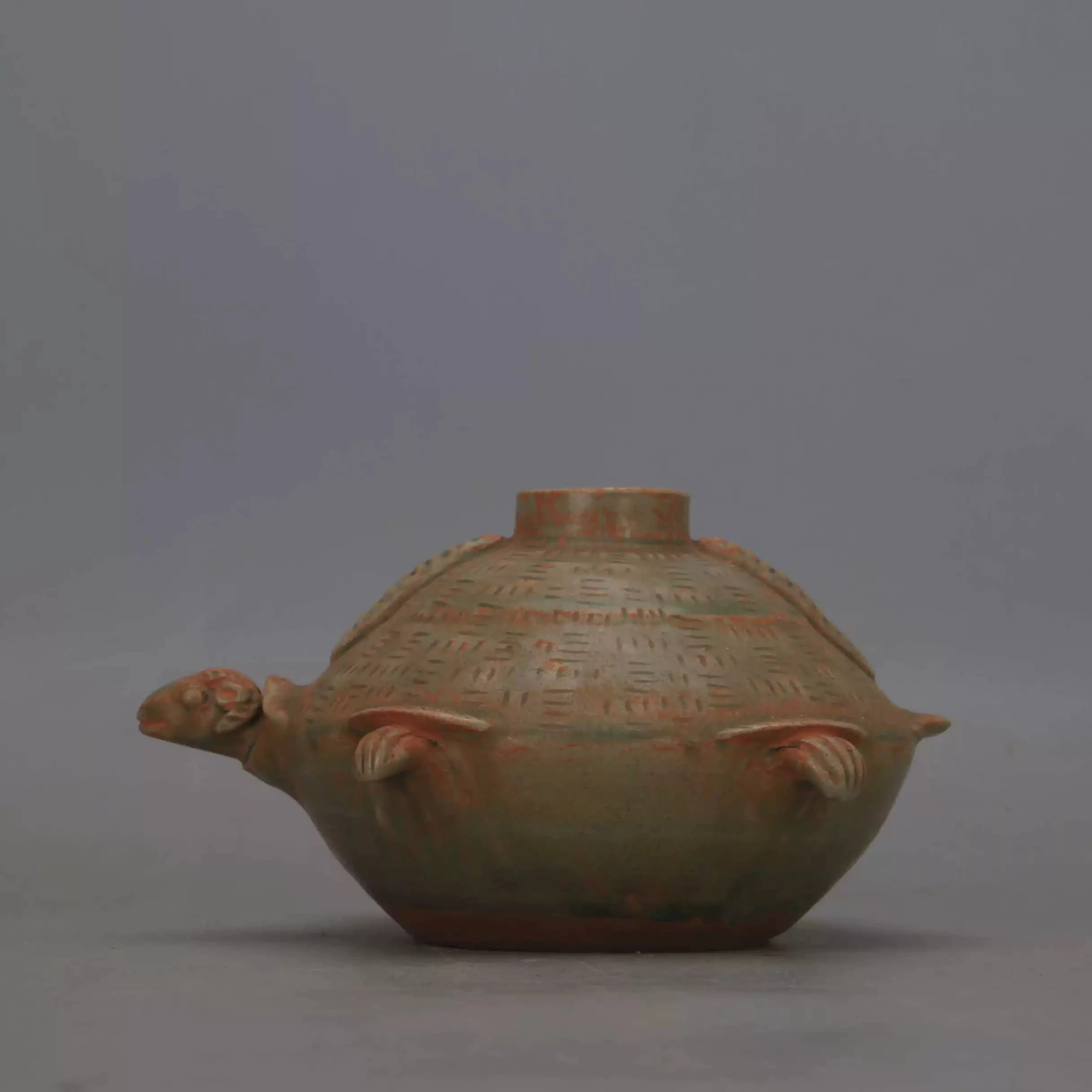 Western Jin Dynasty Style Yue Kiln Celadon Carved Turtle Water Dropper Handmade Chinese Porcelain Home Decor Collection