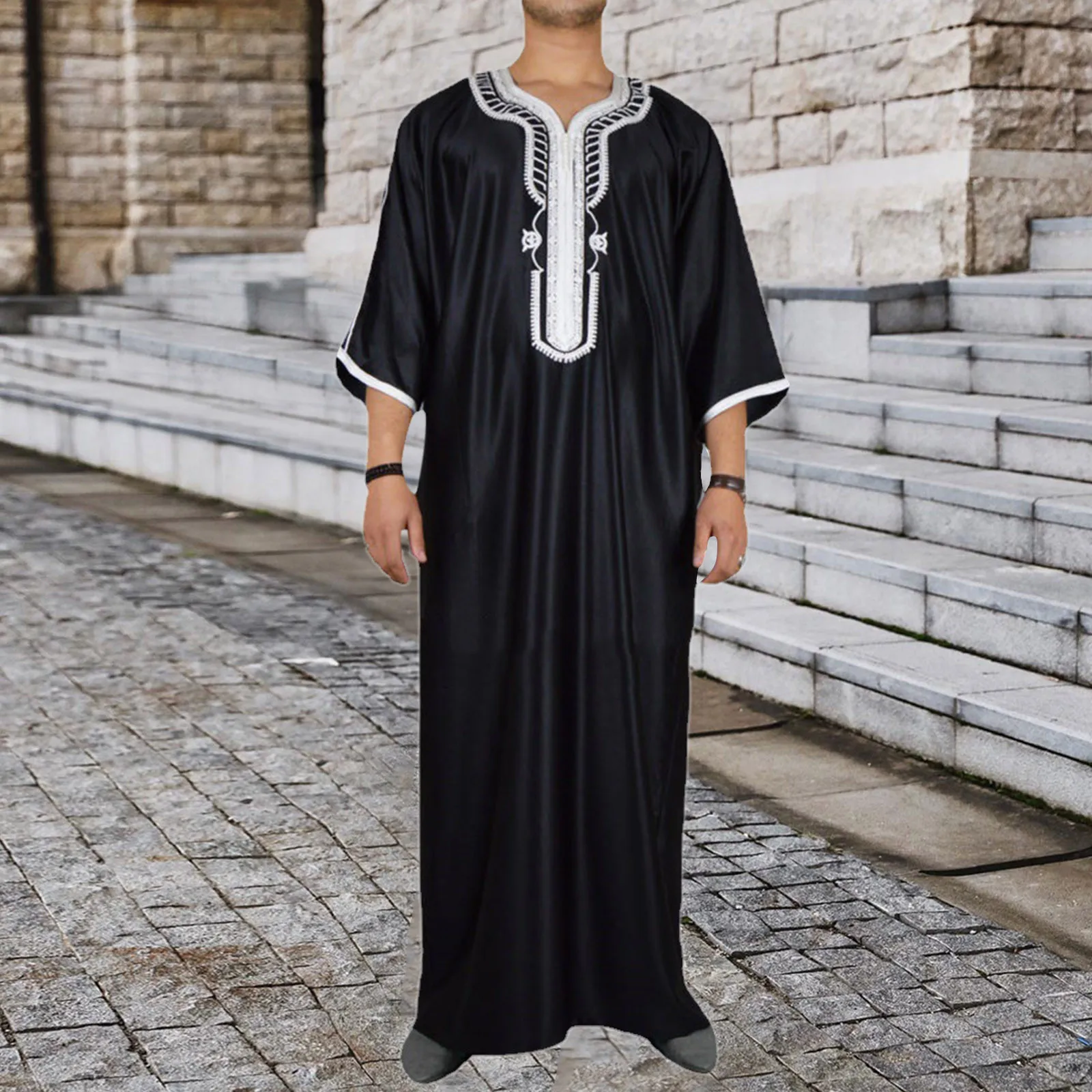 

Men'S Embroidered Comfortable Arabian Muslim Mid-Length Sleeve Robe Islamic Embroidered Loose Abaya Men'S Muslim Abaya For Men