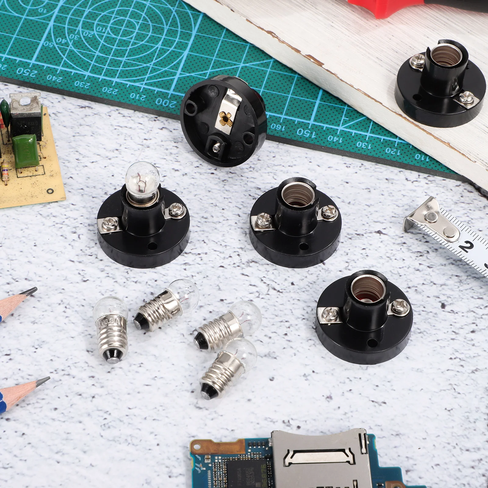 

5pcs Screw Lamp Holder Mini Bulb Socket For Physics Science Experiment Kit Electrical Teaching Tools Circuit