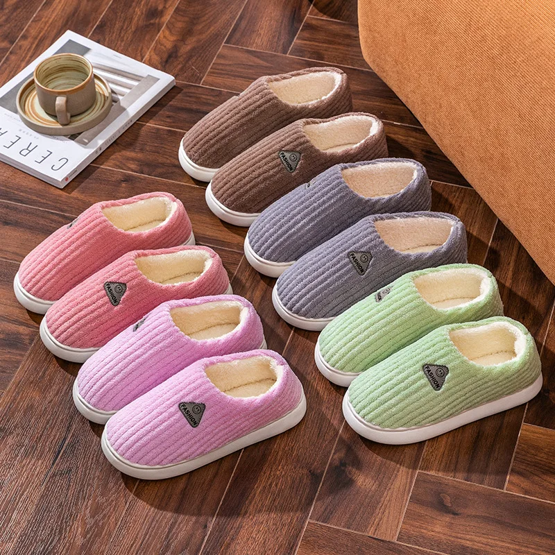 Cotton slippers for women, winter home use, indoor living, warm and non slip, thick bottom, couple's new woolen slippers for men