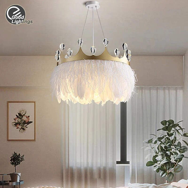 

New Dsign Modern White Feather Pendant Lights Gold Crown Girl's Room Hanging Lamp with Crystal Decor for Bedroom Hotel E27 Soket