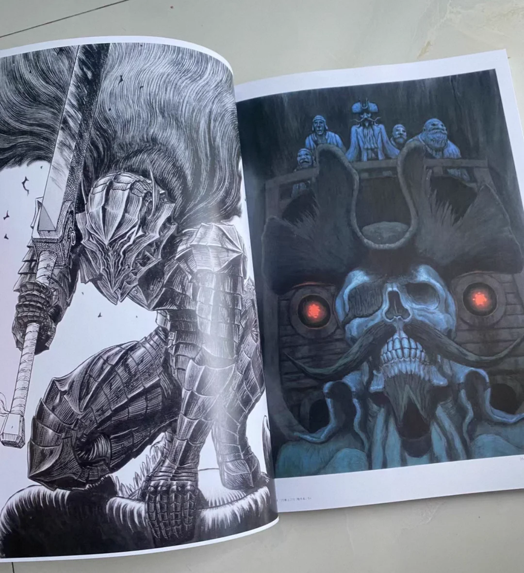 Berserk 30th Artwork Paperback Illustration Collection Anime Line Artwork Full-color Artbook Anime Manga Guts Griffiths