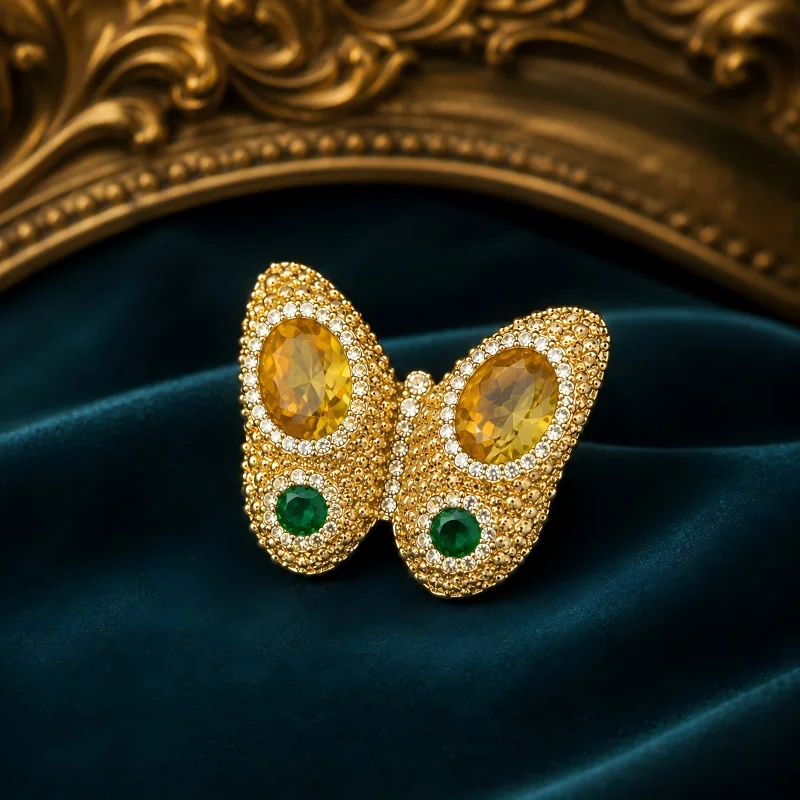 

Butterfly Sultanite Color Changing Brooch Czech Rhinestone Inlaid Women Fashion Jewelry Pin