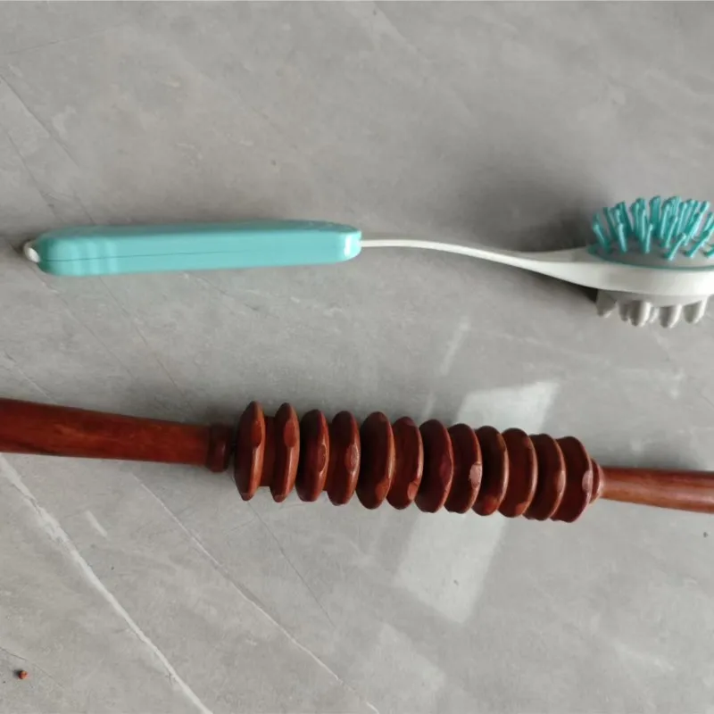 

Деревянный роликовый массажер из массива дерева, массажный молоток для спины и ног, двойной массажный шарик, катящийся позвоночник