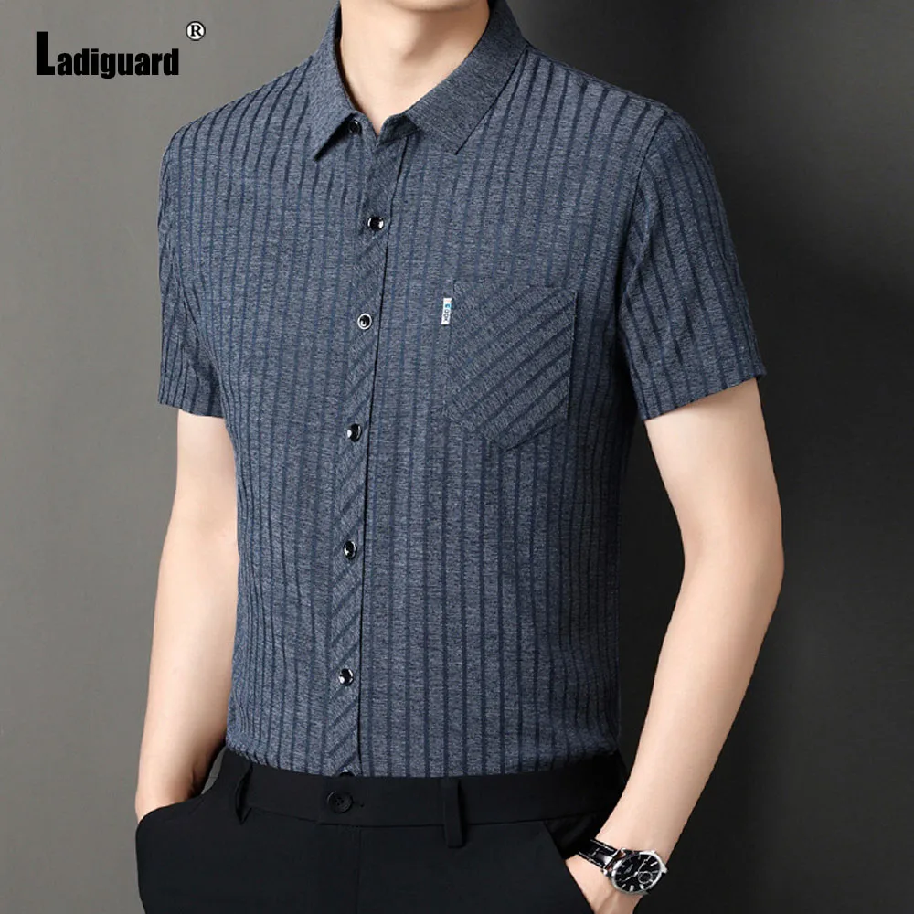 

Mens Elegant Formal Stripe Shirts Clothing 2024 Imitation Silk Top Soft Pocket Blouse Men Short Sleeves Basic Shirt Camisa New