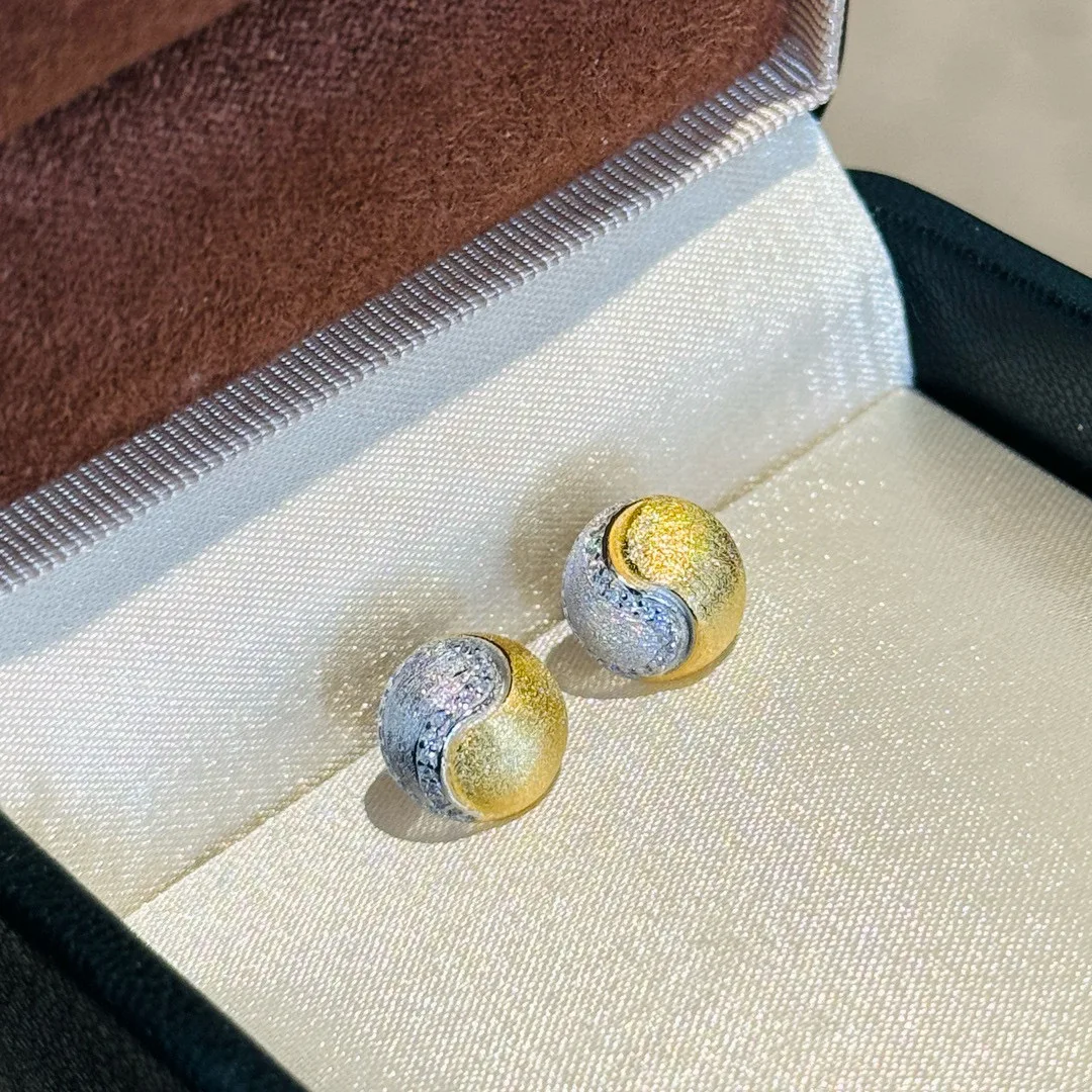 

100% стерлингового серебра 925 пробы, матовые двухцветные круглые серьги-гвоздики с шариками для женщин, ювелирные изделия