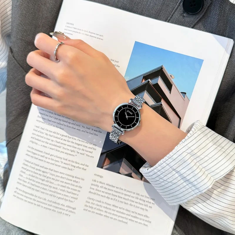 2025new trend simple fashion steel belt girls watch temperament niche light luxury student waterproof quartz watch birthday gift