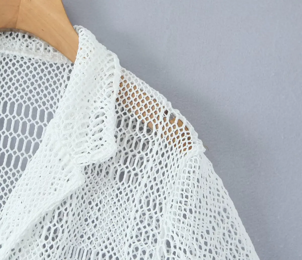 PB&ZA Top da donna in maglia all'uncinetto con colletto a maniche corte e bottoni sul davanti e design traforato per un look elegante e traspirante