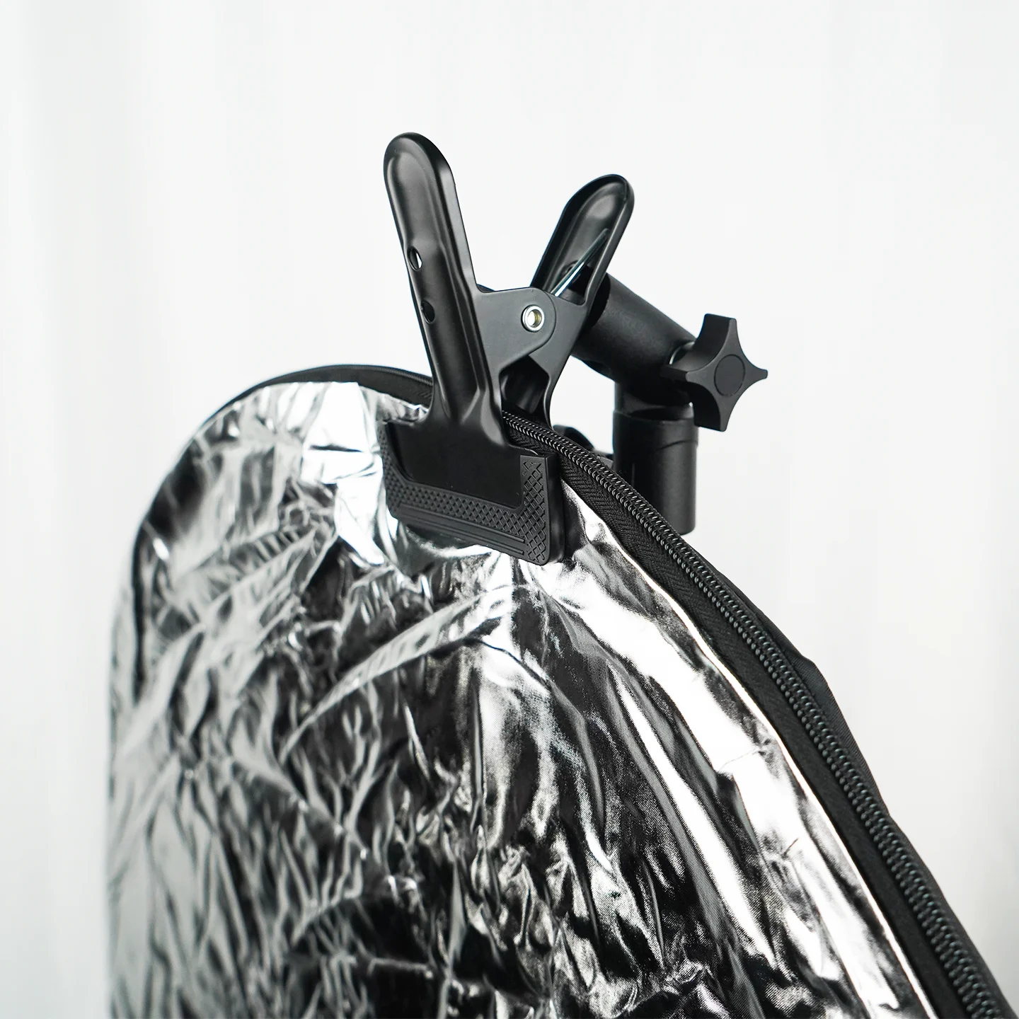 Reflector Holder Clamp 1/4 3/8 Screw Swivel Adapter Light Stand Reflector Clip Photography Studio Multiple Angle Adjustment Phon