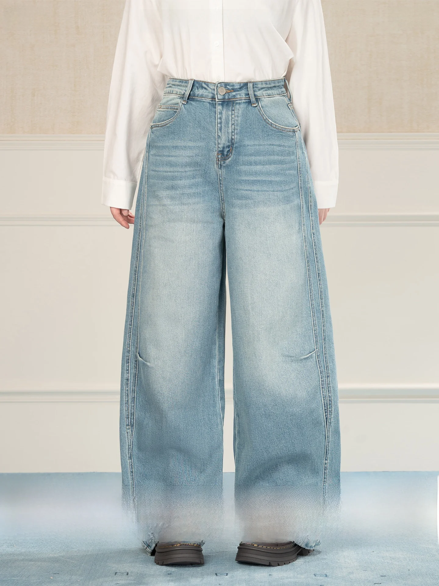 

Heynew Blue Faded Loose Jeans High Waist Hip Concealing Slimming Long Pants for plus Size Women Spring New Style Commute Style