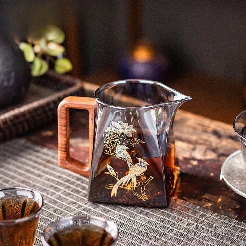 

High End Flower And Bird Glass Fair Cup With Handle Heat Resistant Tea Dispenser Tea Brewing Kettle Tea Pitcher Teaset Drinkware