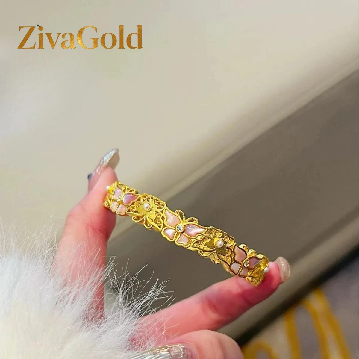 

ZivaGold Women's 24K Gold AU999 Pink Floral Butterfly Bracelet | Ancient-chiseled butterfly on pink crystal flowers, romantic