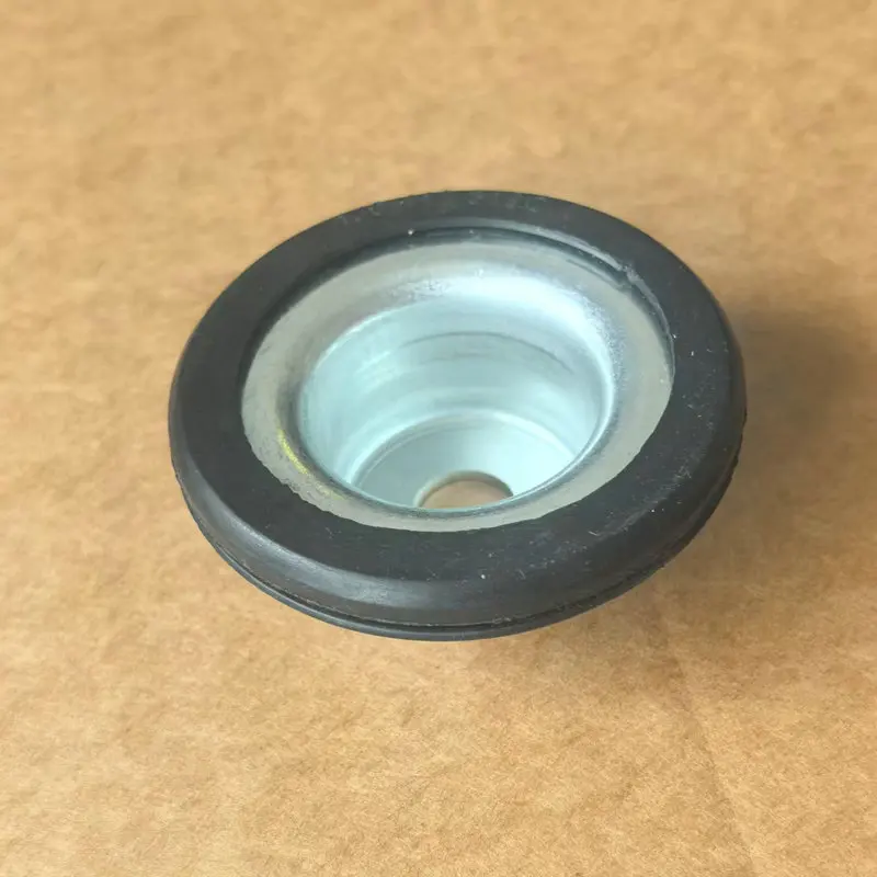 Apply to Bora Golf 4 MK4 Fabia  Rapid Front shock absorber straw hat Front minus upper iron cover Dust cover Tray