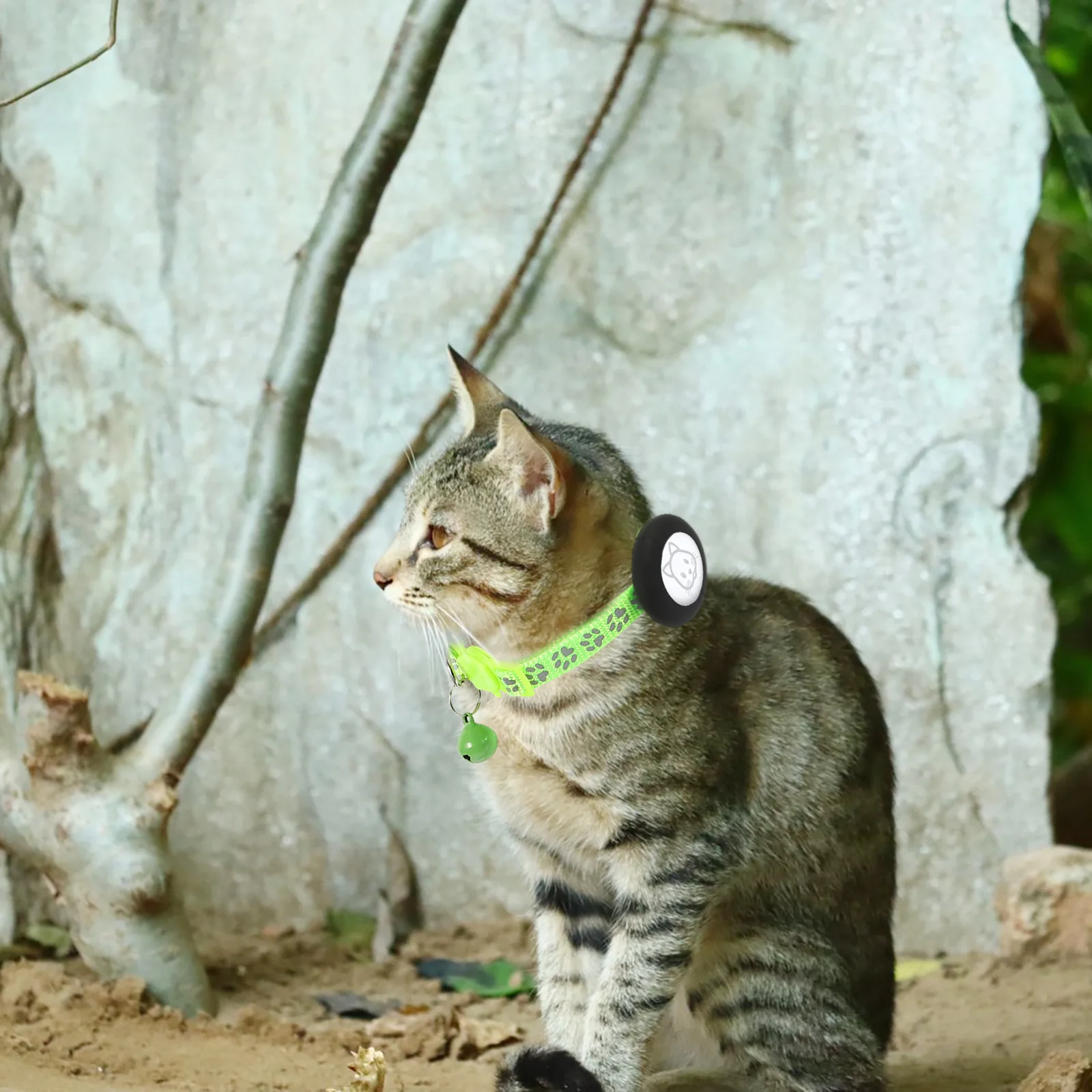 

Adjustable Tracer Cat Reflective Anti-Lost Bell Pet Collar Light Weight Waterproof Tracer Case Comfortable Nylon Breakaway
