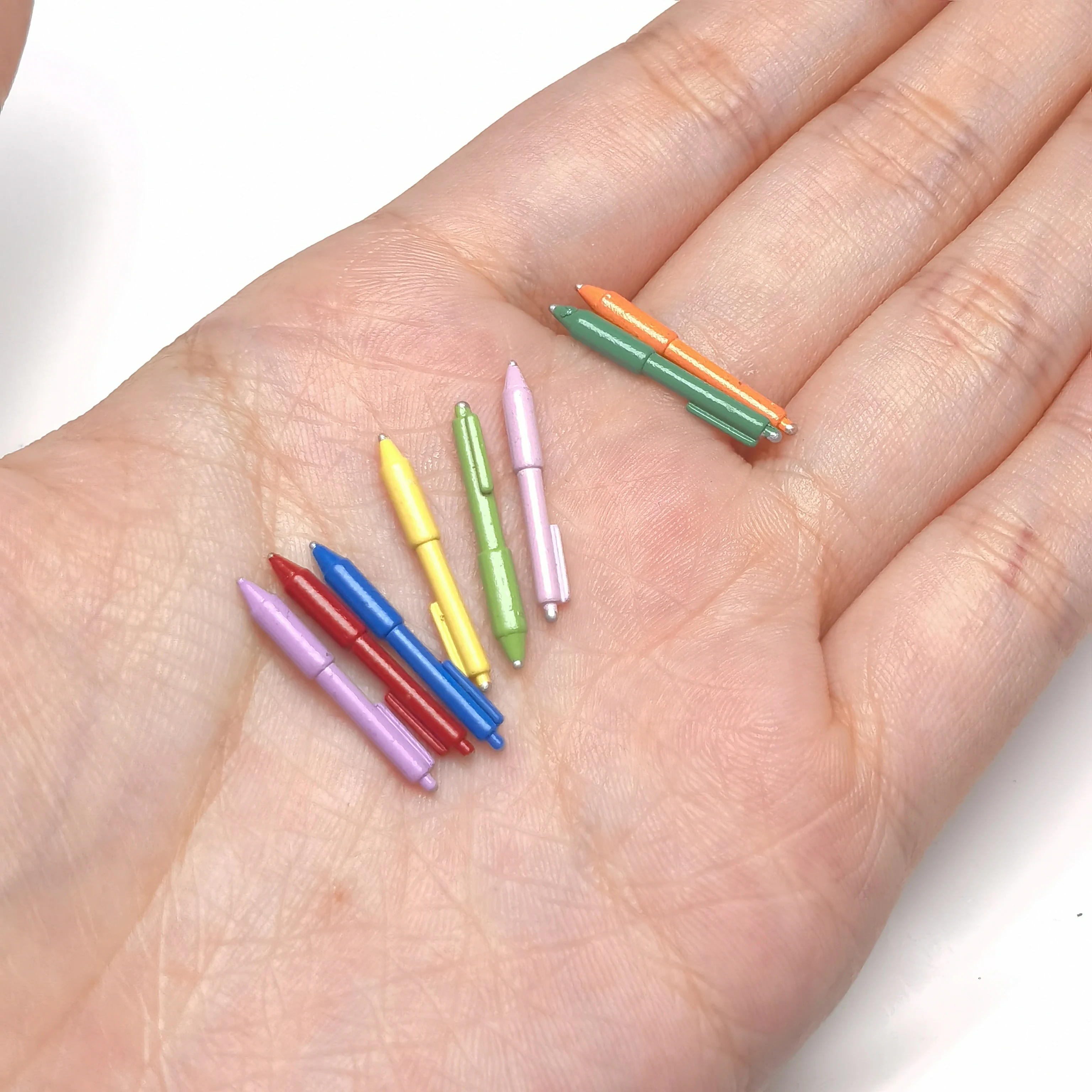 Doll house Miniature Stationery Mini Ballpoint Pen With Core Colored Pencil Model Doll School Supplies Accessory Toys