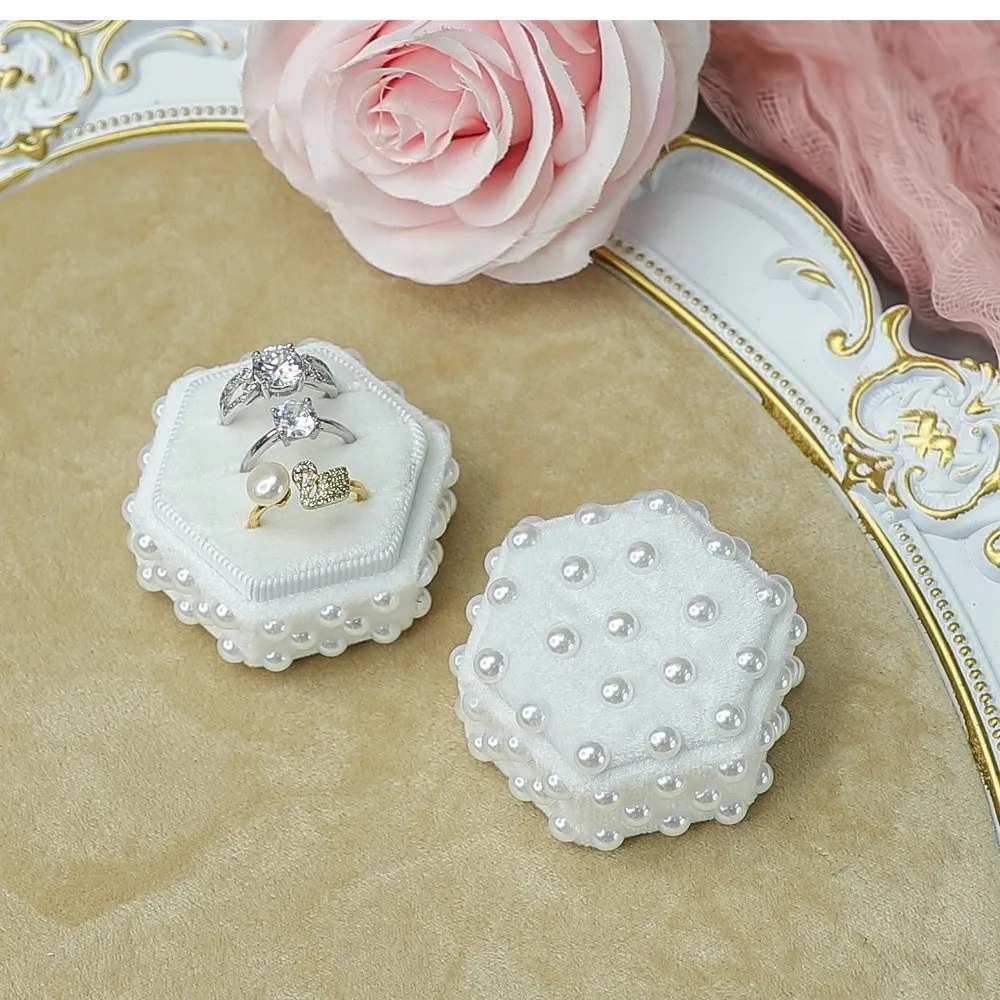 

Бархатная коробка для колец с жемчугом, шестигранная 2/3 слота, элегантная шкатулка для драгоценностей со съемной крышкой, держатель для колец для свадебного декора