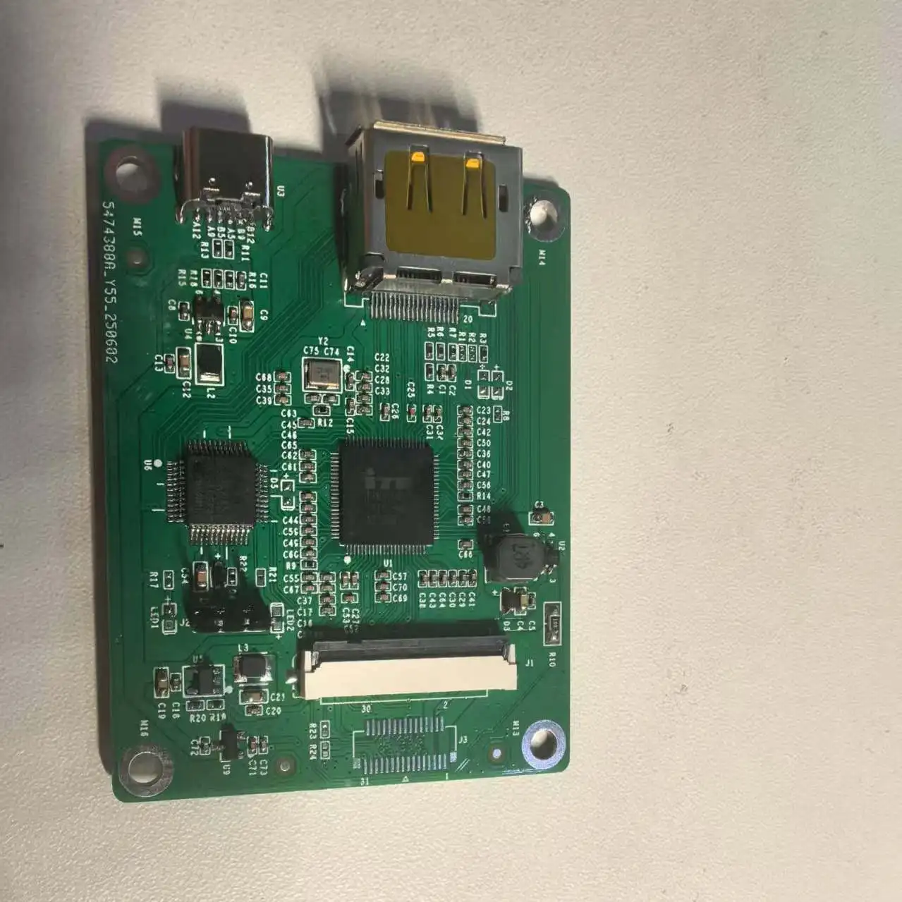 

It6510fn Development Board DPtoMIPI Supports Up to 4K30 Low Latency and MIPI CSIorDSI